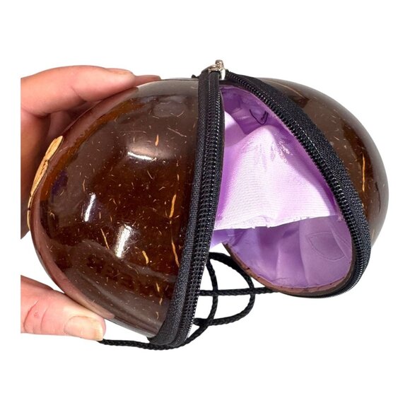 Handcrafted Carved Sea Turtle Coconut Shell Crossbody Purse Tropical Lei Flower - Picture 15 of 15